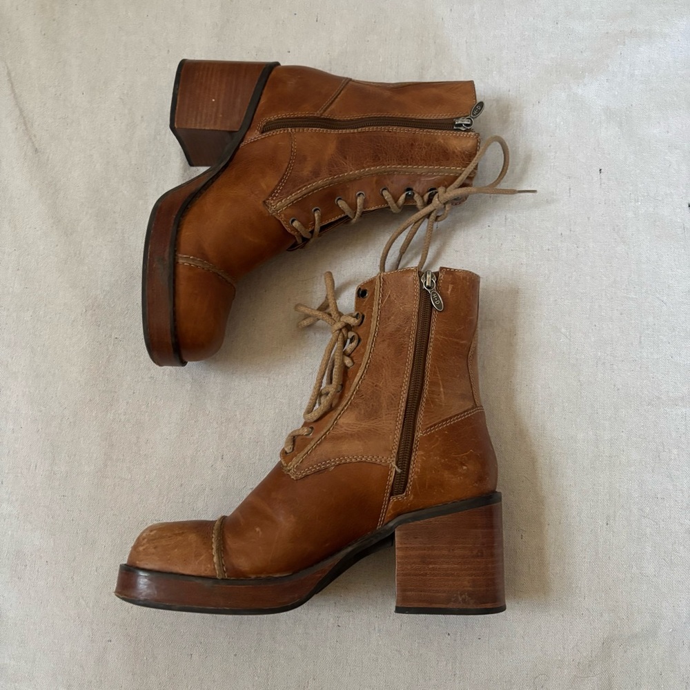 Vintage Harley Davidson Brown Leather Boots Chunky Heel Platform Wooden size 9 - Picture 4 of 9